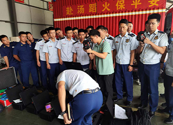 做好設備優化和維護，保證客戶系統高效穩定運行。