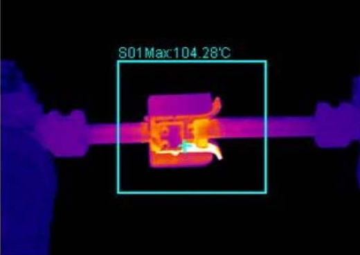   刀閘、開關(guān)類設(shè)備工作狀況評估：
接觸不良導致的溫度異常